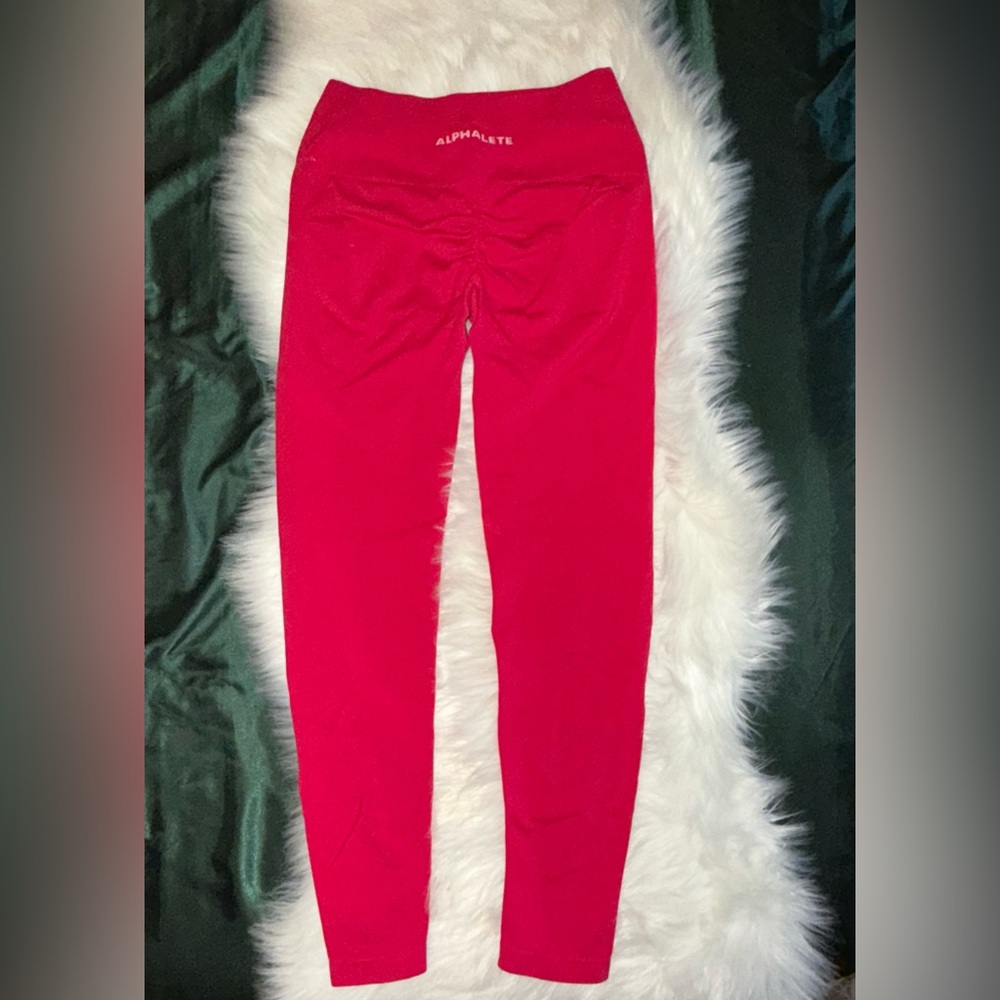 Alphalete Leggings in Pink